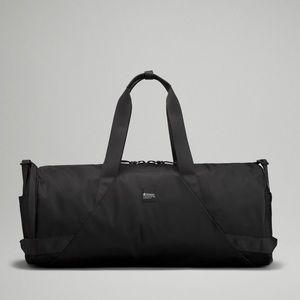 All day essentials duffle bag